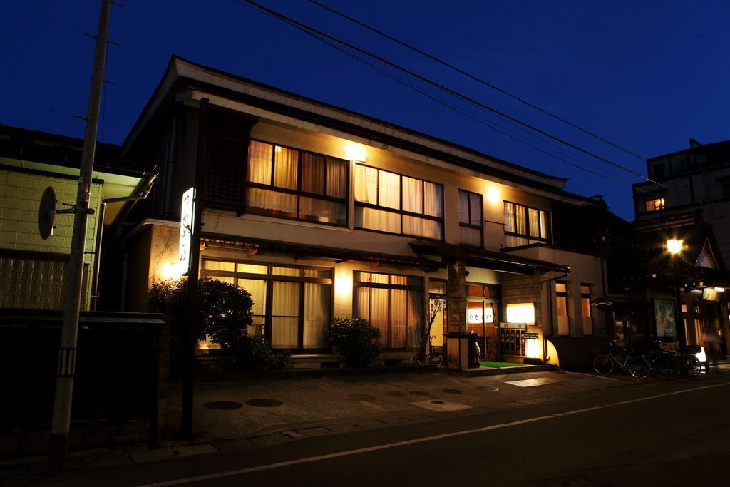 Tsukasaya Ryokan Tsuruoka Exterior photo